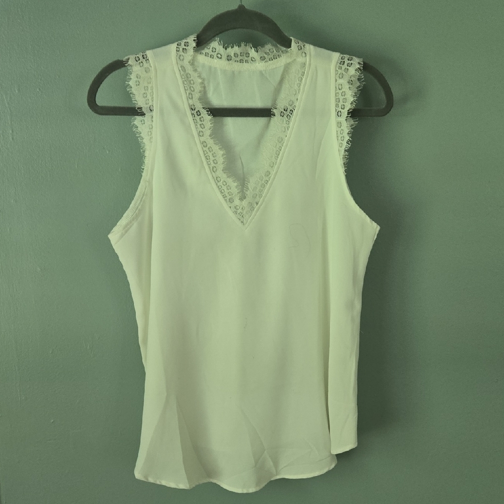 Elegant White Lace Trim Women's Top